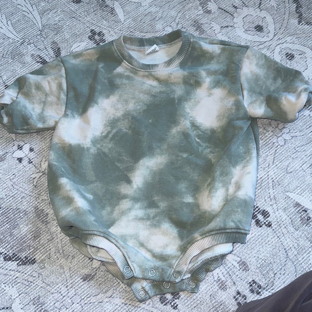 Baby romper